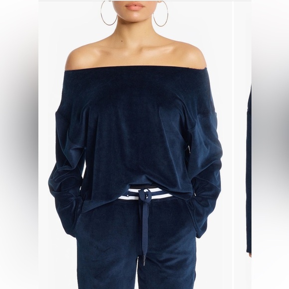 KENDALL + KYLIE Off Shoulder Pullover in True Navy - Picture 5 of 15